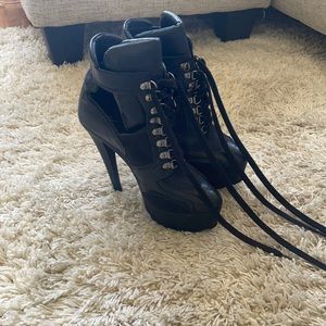 RIHANNA X RIVER ISLAND plateforme heels